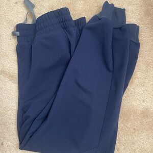 Large Navy FIGS Zamora Jogger Scrub Pants